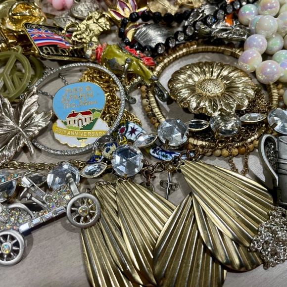 Costume Jewelry Collection - Picture 2 of 7